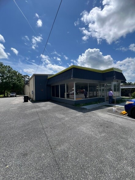 Primary Photo Of 3485 S Monroe St, Tallahassee Showroom For Sale