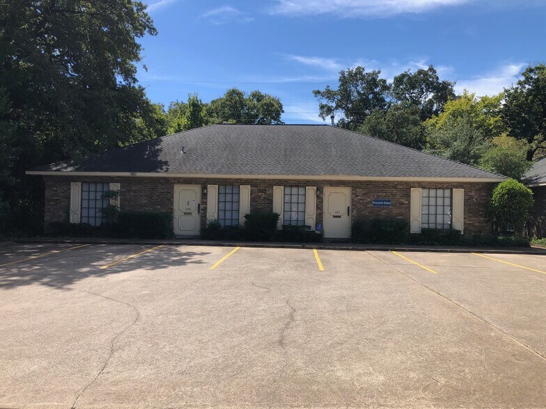 More Photos Of 1101 Arwine Ct, Euless Unknown For Lease