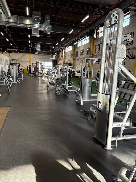 More Photos Of 1515 W Hubbard St, Chicago Warehouse For Sale