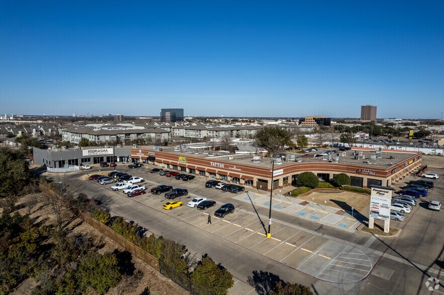 More Photos Of 8989 Forest Ln, Dallas General Retail For Lease