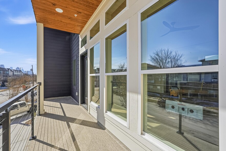 More Photos Of 2202 N Carroll Ave, Dallas Apartments For Sale