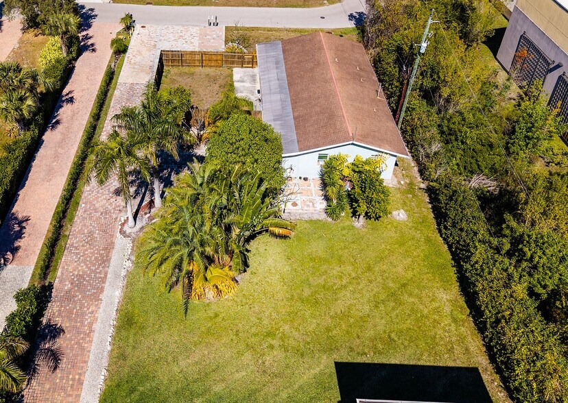 More Photos Of , Naples Multifamily For Sale