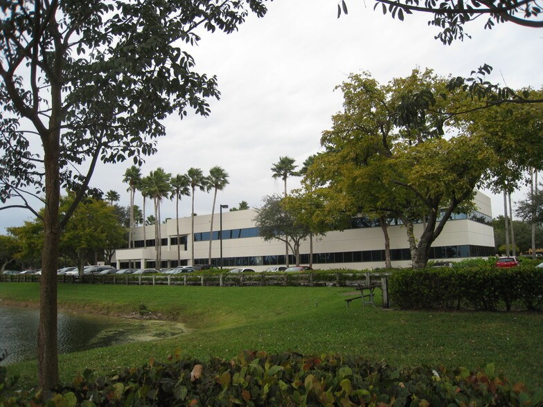 More Photos Of 9750 NW 33rd St, Coral Springs Medical For Lease