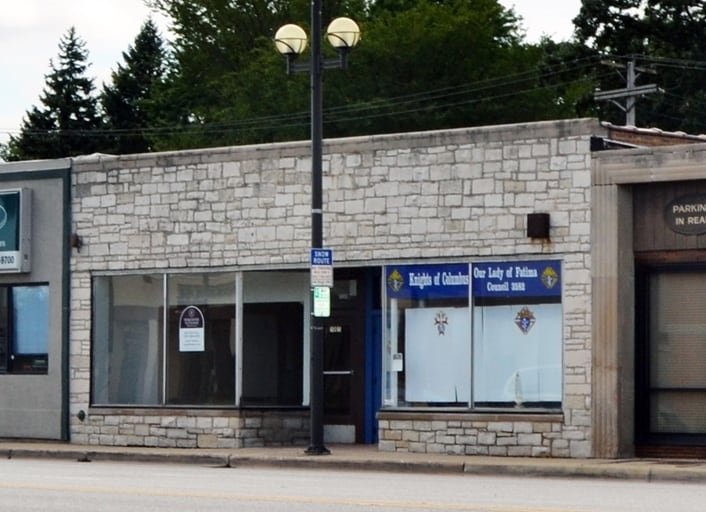 More Photos Of 5005-5007 W 95th St, Oak Lawn Storefront For Sale