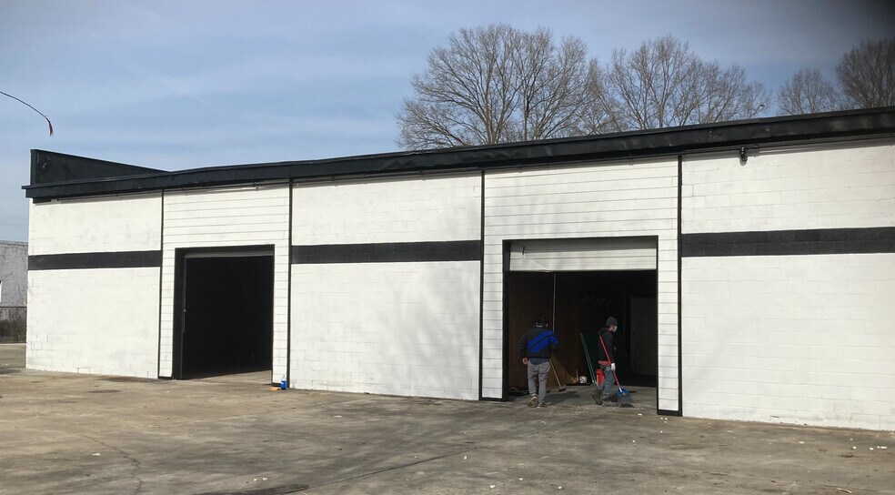 More Photos Of 105 N Sharpe St, Selma Warehouse For Lease