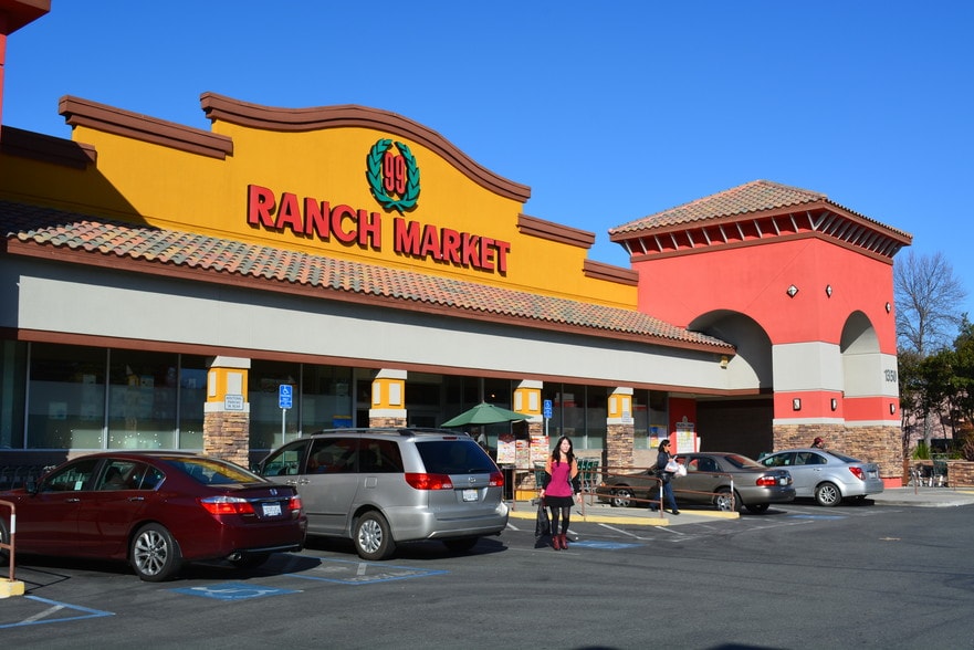 Primary Photo Of 1350 Grant Rd, Mountain View Unknown For Lease