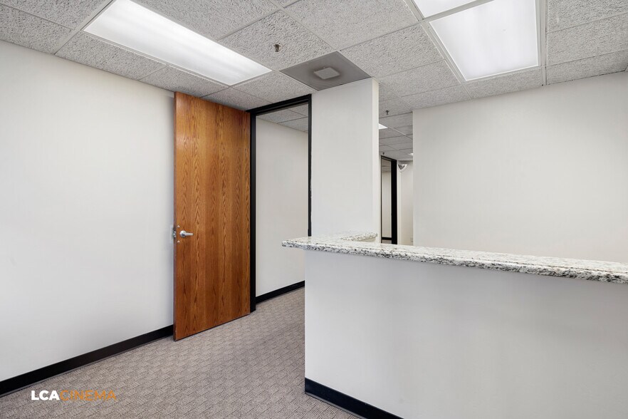 More Photos Of 841 Mohawk St, Bakersfield Medical For Lease