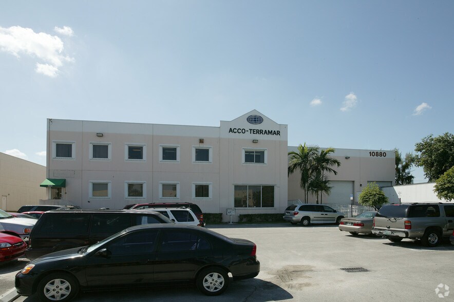 More Photos Of 10880 NW 27th St, Miami Warehouse For Lease