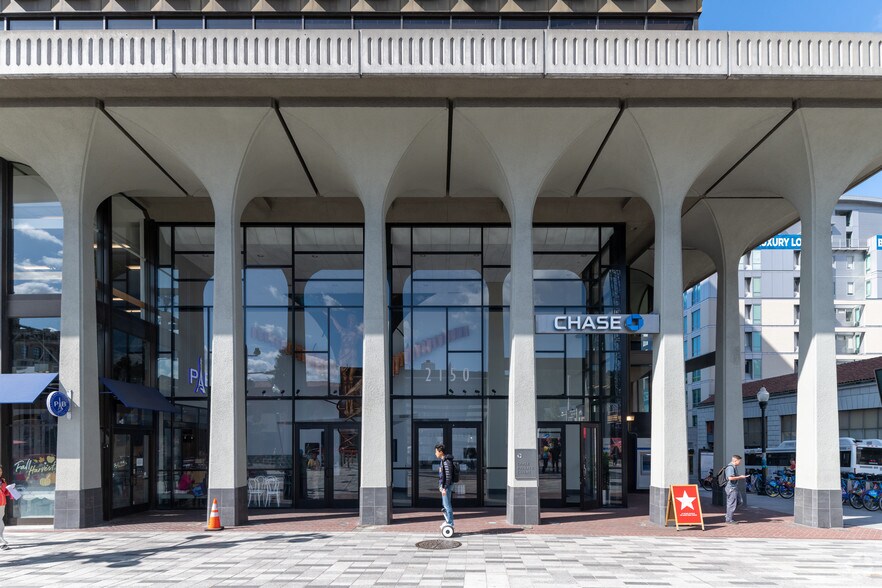 More Photos Of 2150 Shattuck Ave, Berkeley Office For Lease