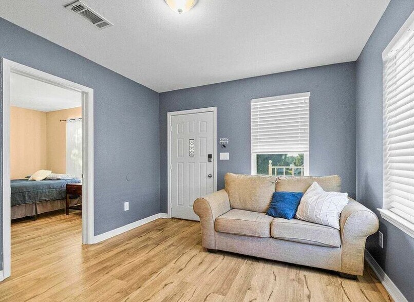 More Photos Of 502 S Navy Blvd, Pensacola Office Residential For Sale