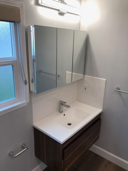 More Photos Of 147 N Myrtle Ave, Monrovia Apartments For Sale