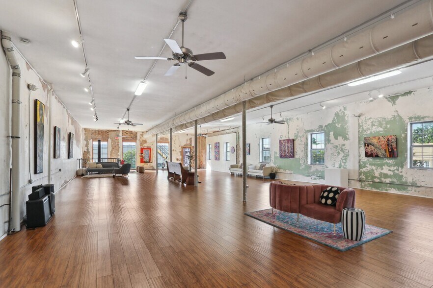 More Photos Of 1427 Oretha Castle Haley Blvd, New Orleans General Retail For Sale