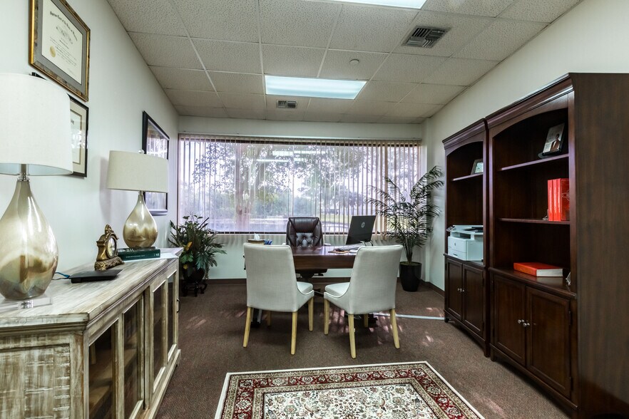 More Photos Of 13575 58th St N, Clearwater Office For Sale