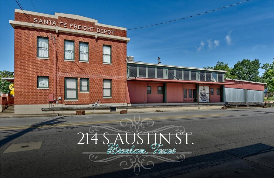 More Photos Of 214 S Austin St, Brenham Office Residential For Lease