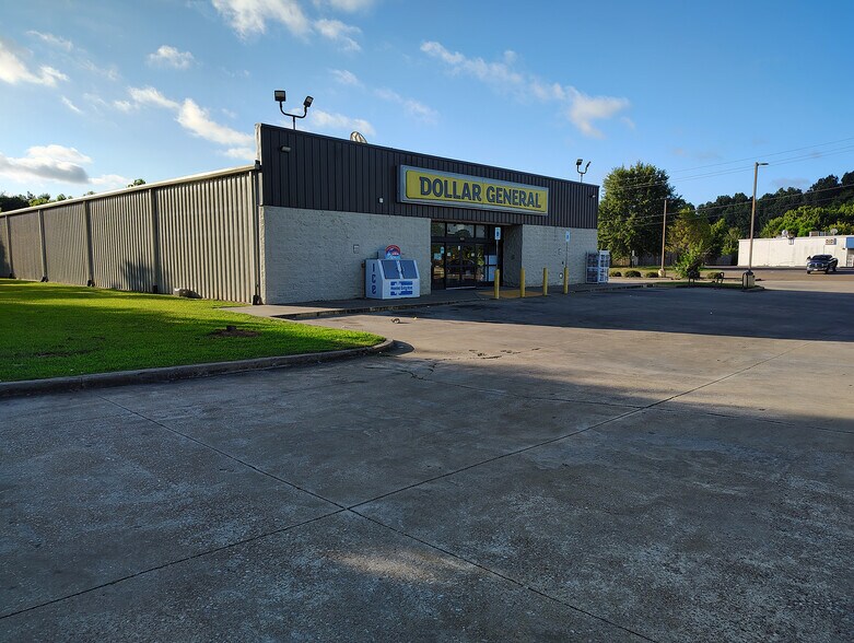 More Photos Of 6040 Raleigh Millington Rd, Millington Freestanding For Sale