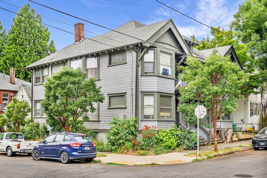 More Photos Of 607 NE Randall Ave, Portland Multifamily For Sale