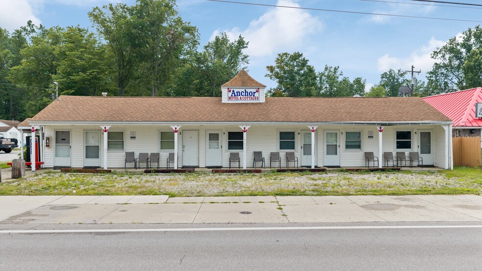 More Photos Of 5196 Lake Rd E, Geneva Hotel For Sale