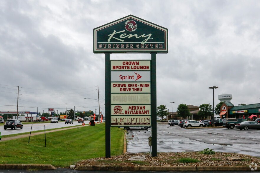 More Photos Of 289 Lafayette St, London Unknown For Lease