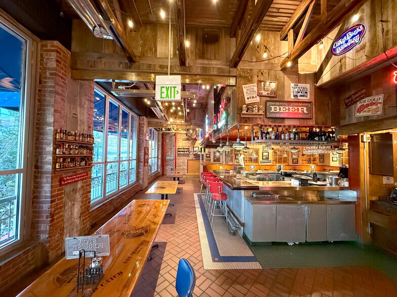 More Photos Of 1437 California St, Denver Storefront Retail Office For Sale