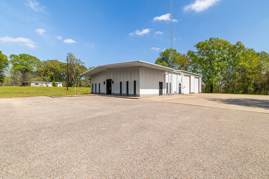 More Photos Of 3615 New Press Rd, Nacogdoches Specialty For Sale