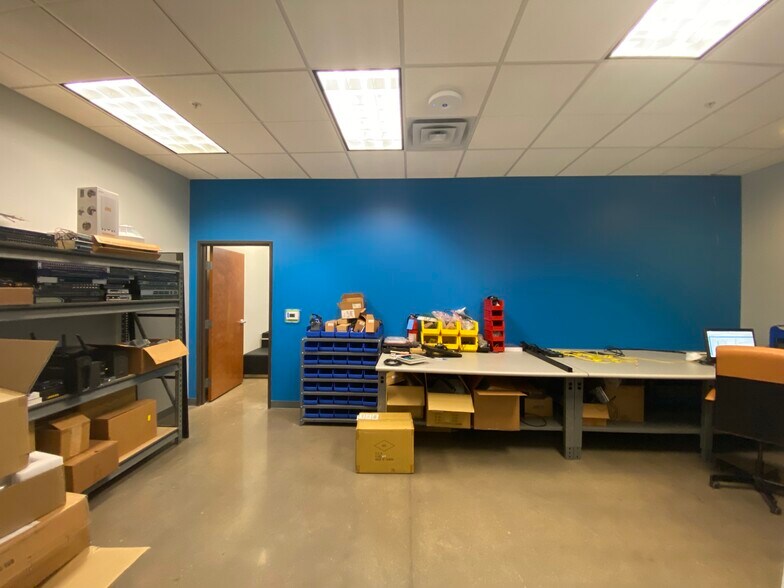 More Photos Of 3301 Matrix Dr, Richardson Research And Development For Sale