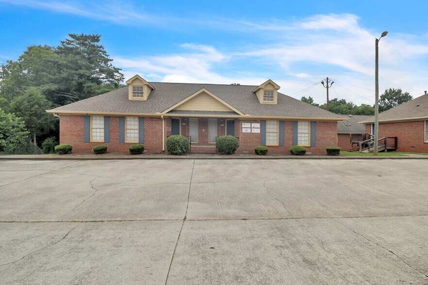 More Photos Of 1281-1283 Parker Rd SE, Conyers Office For Sale