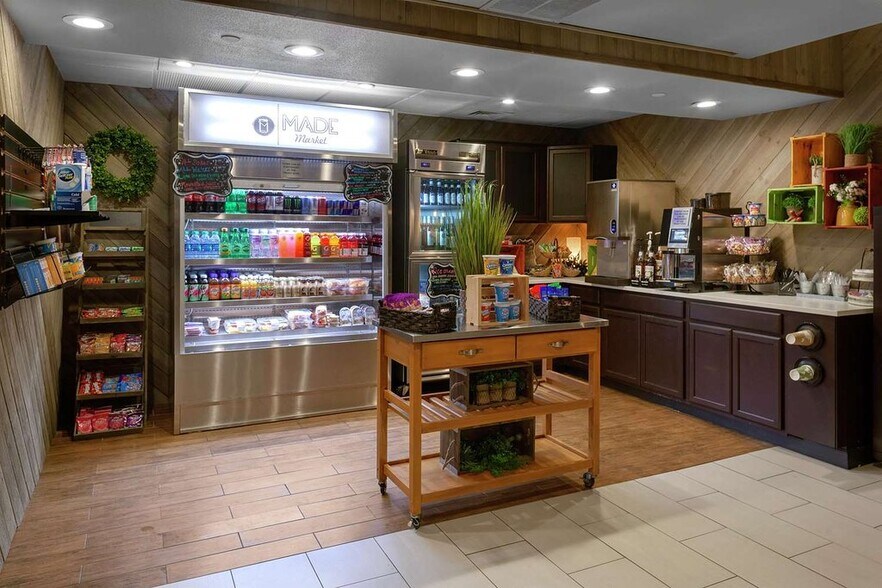 More Photos Of 300 Prestige Pl, Dayton Hotel For Sale