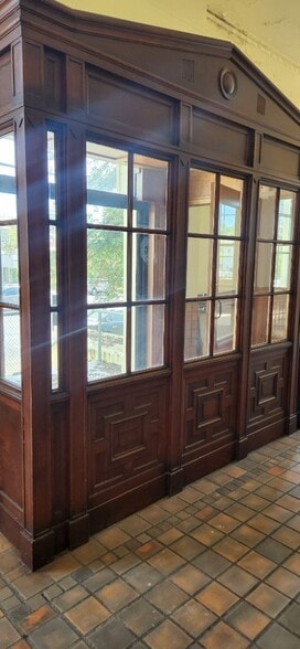 More Photos Of 224 N Oak St, Ukiah Office Residential For Sale