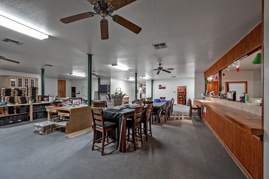More Photos Of 31633 US-377 Hwy, Gordonville Light Distribution For Sale