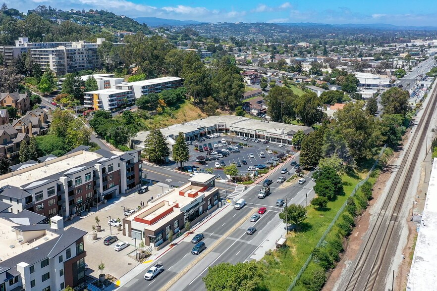More Photos Of 390 S El Camino Real, Belmont General Retail For Lease