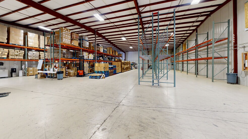 More Photos Of 2003 Town West Dr, Rogers Warehouse For Lease