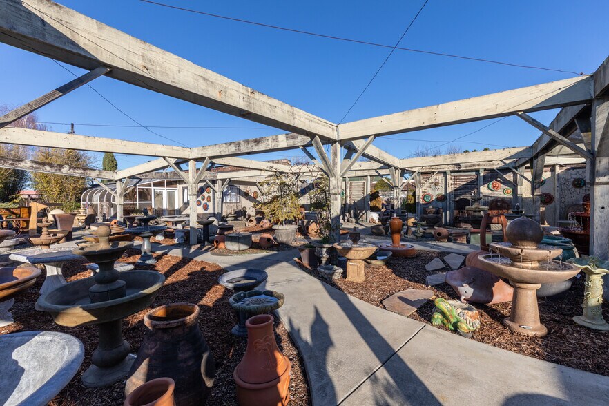 More Photos Of 3885 Napa Vallejo Hwy, American Canyon Garden Center For Sale