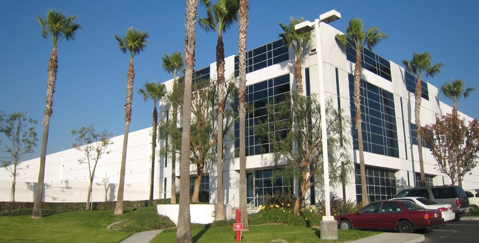 More Photos Of 13397 Marlay Ave, Fontana Distribution For Lease