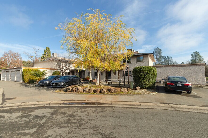 More Photos Of 2351 Victor Ave, Redding Apartments For Sale