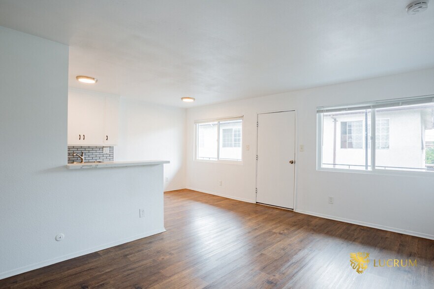 More Photos Of 823 Lagoon Ave, Wilmington Apartments For Sale