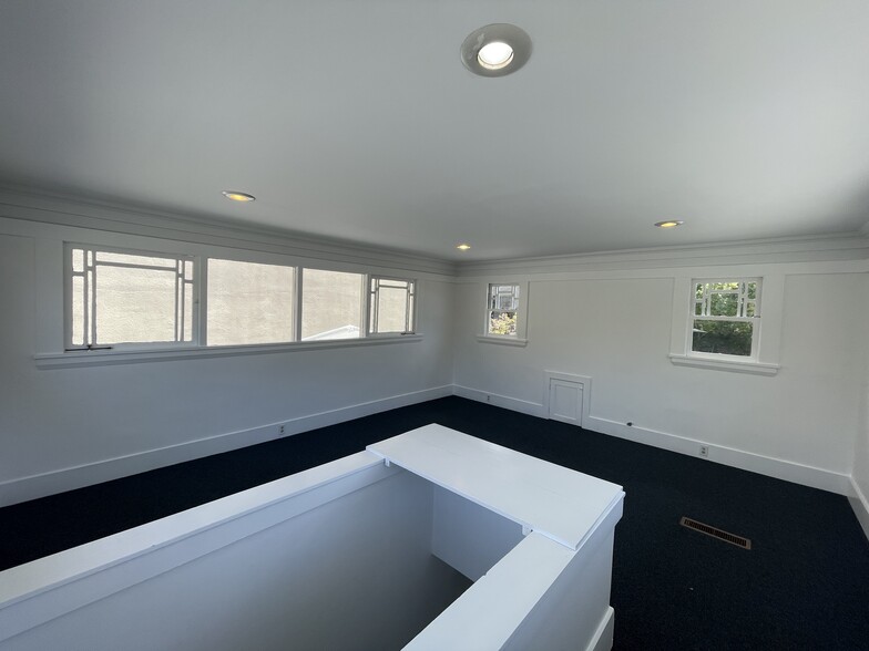 More Photos Of 1730 Solano Ave, Berkeley Office Residential For Lease