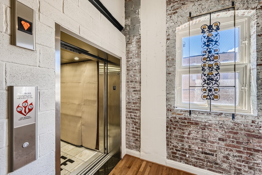 More Photos Of 311-313 W Baltimore St, Baltimore Apartments For Sale