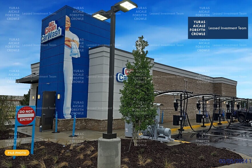 Primary Photo Of 18 Commerce Pky, Adairsville Carwash For Sale