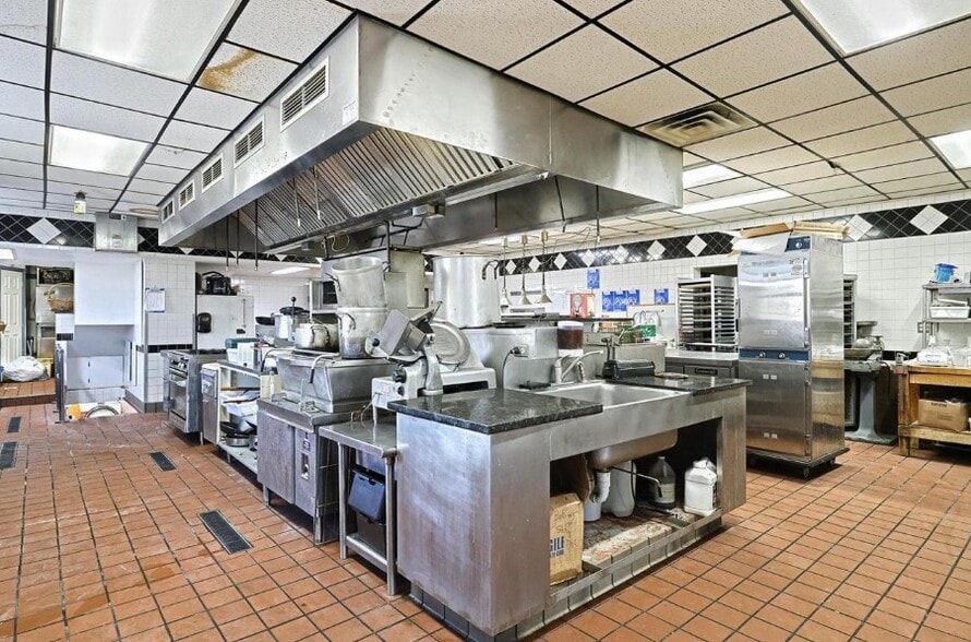 More Photos Of 900 Chambersburg Rd, Gettysburg Hospitality For Sale