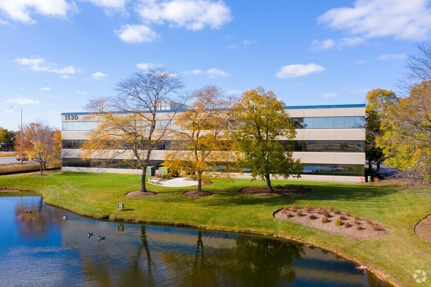 More Photos Of 1530 E Dundee Rd, Palatine Office For Lease