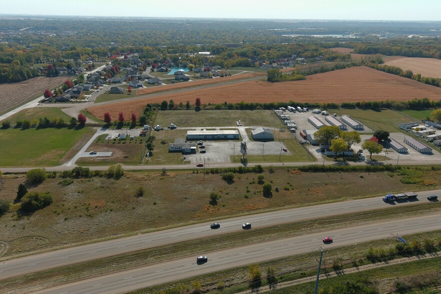 More Photos Of 1592 N 30th Rd, Ottawa Warehouse For Sale