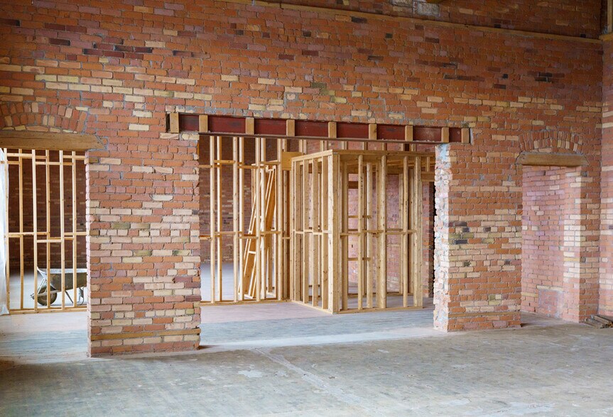 More Photos Of 601 Barton St E, Hamilton Schools For Sale