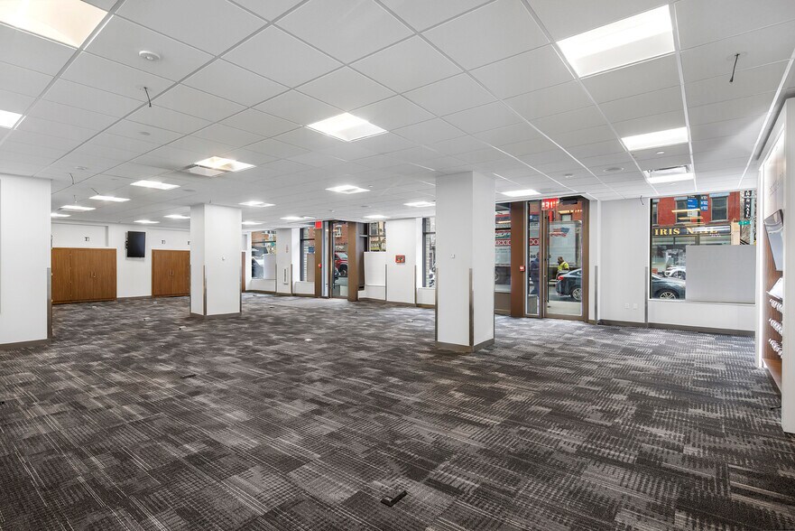 More Photos Of 261 3rd Ave, New York Multifamily For Sale