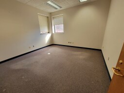 More Photos Of 5929 S Mogen Ave, Sioux Falls Office For Lease
