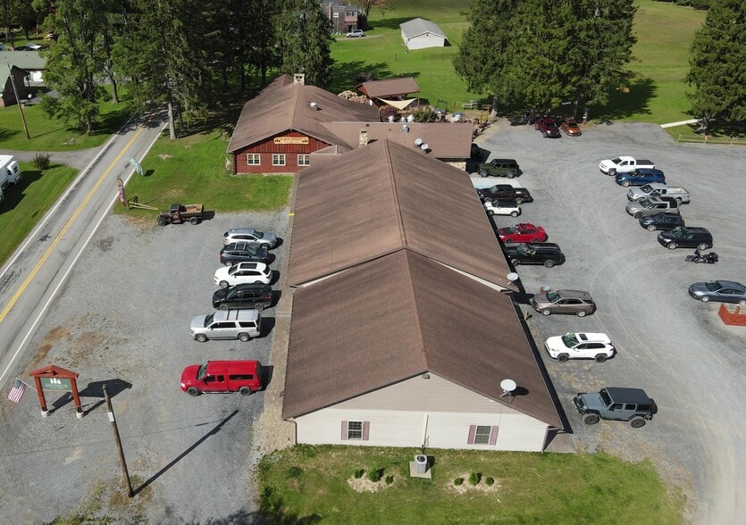 More Photos Of 32600 N State Route 44, Slate Run Hotel For Sale