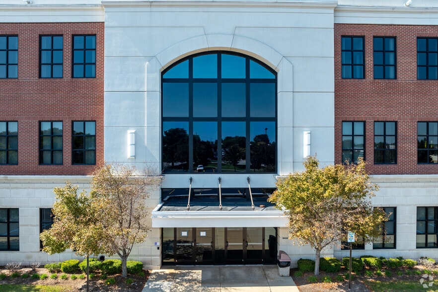 More Photos Of 28405 Van Dyke Ave, Warren Office For Lease