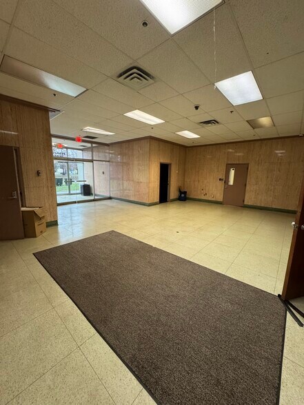 More Photos Of 2150 Herr St, Harrisburg Office For Sale