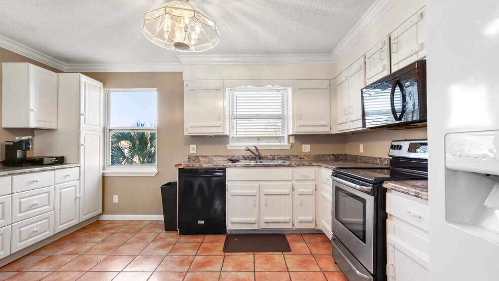 More Photos Of 1656 Scenic Gulf Dr, Destin Apartments For Sale