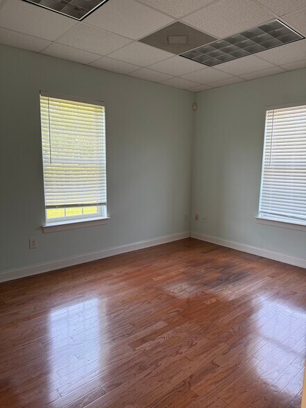 More Photos Of 2950 Senna Dr, Matthews Office For Lease