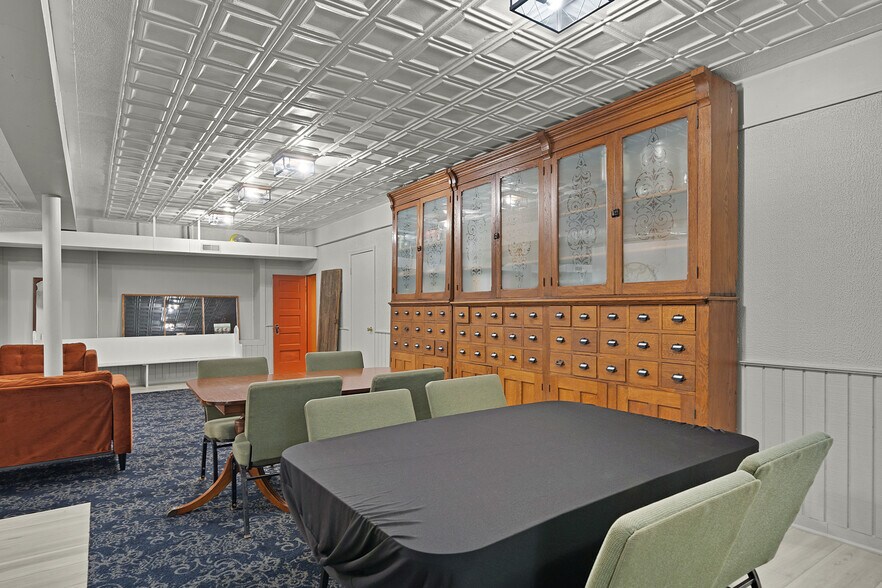 More Photos Of 30 Quarterline St, Newaygo Specialty For Sale